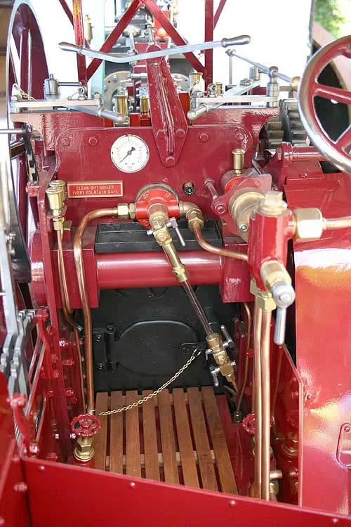 4 inch scale Fowler compound agricultural engine