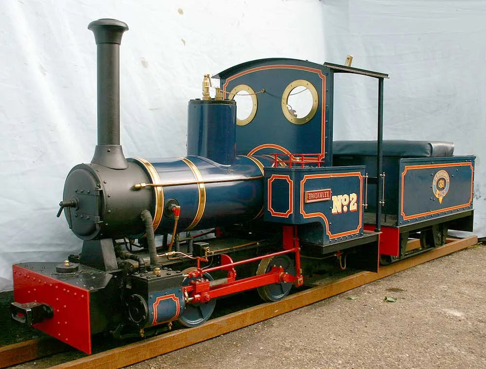 7 1/4 inch gauge Romulus with tender