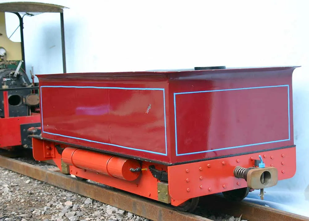 7 1/4 vacuum-braked tender