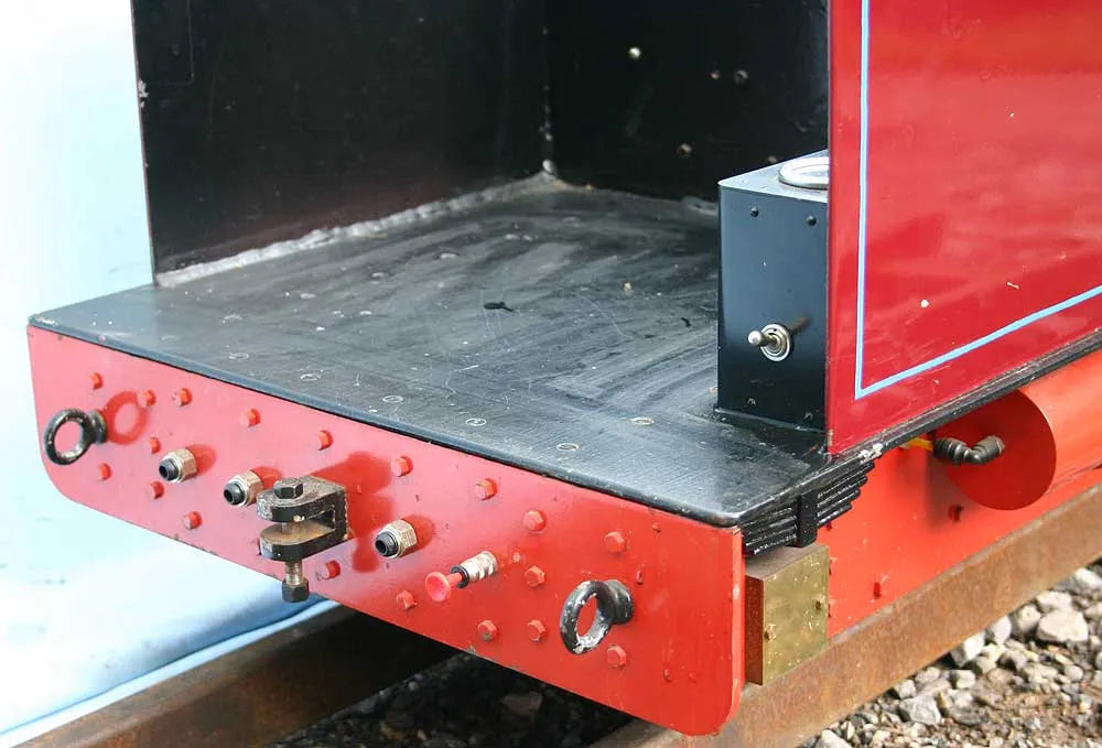 7 1/4 vacuum-braked tender