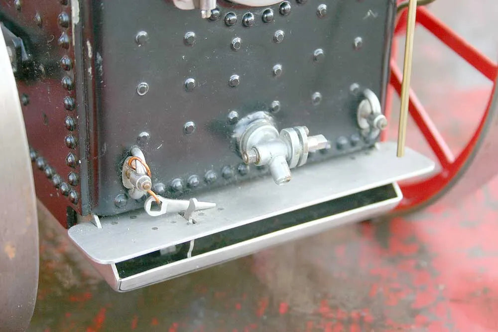 1 1/2 inch scale Marshall portable