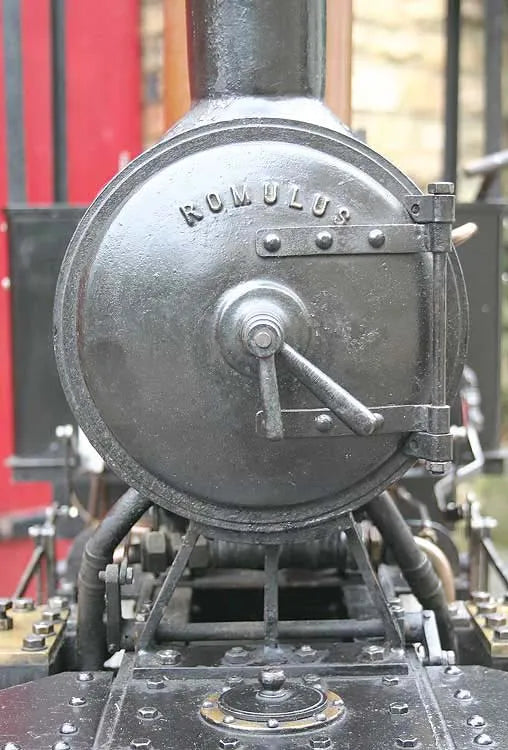 7 1/4 inch gauge Romulus with driving truck