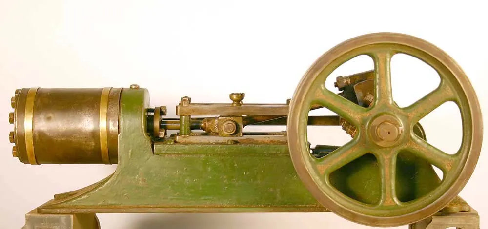 Old horizontal engine