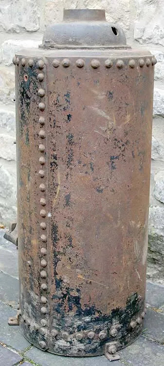 Vertical rivetted boiler