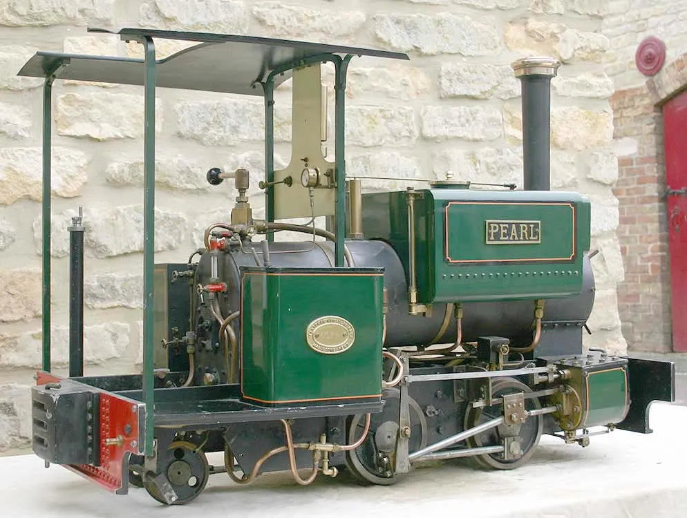 Maxitrak Pearl 5 inch gauge with driving trolley
