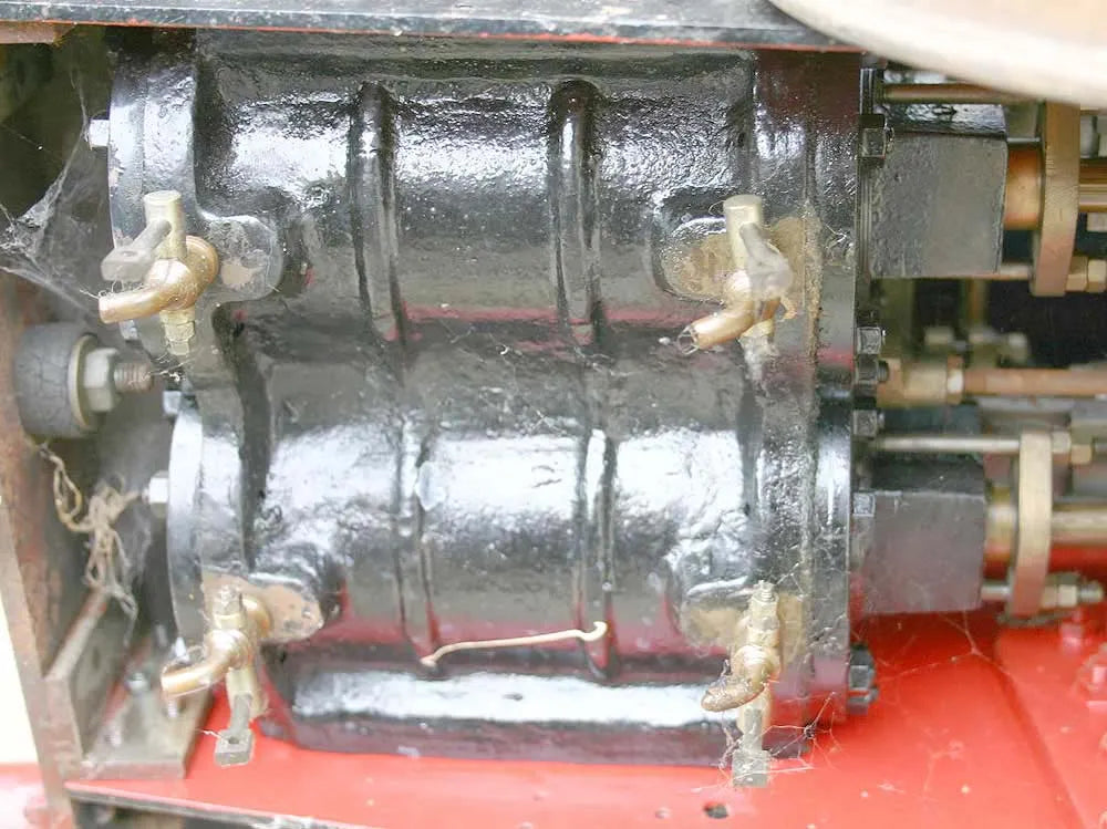 7 1/4 GER freelance 0-4-2 tender engine