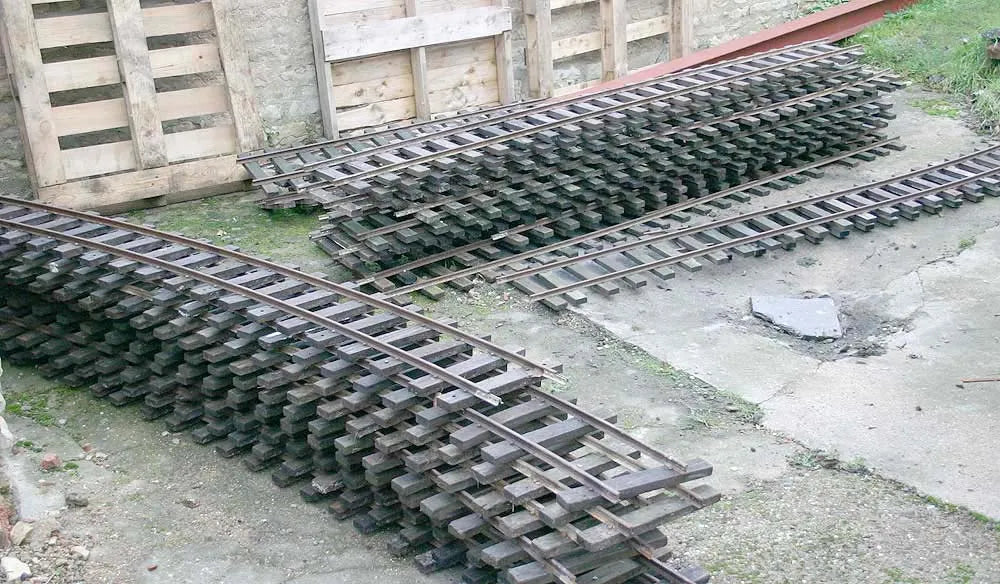 7 1/4 inch gauge track and point