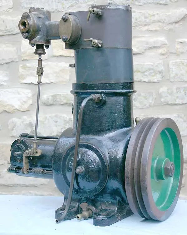 Stuart S-type enclosed engine