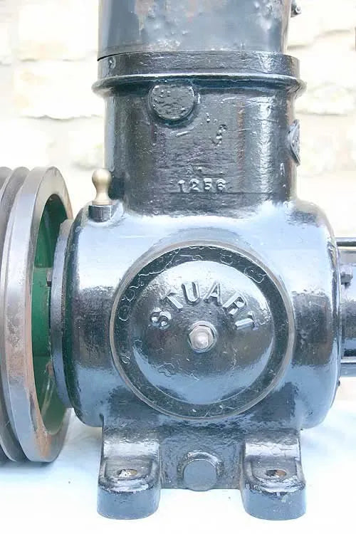 Stuart S-type enclosed engine