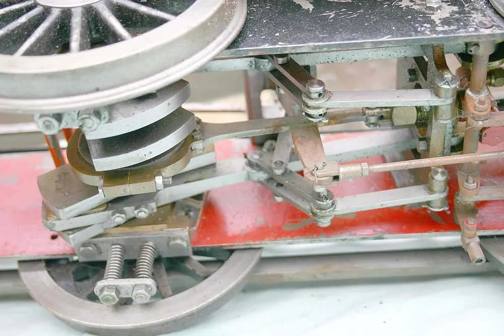 5 inch gauge part-built Minx