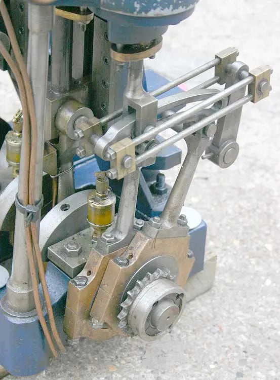 Leak compound launch engine