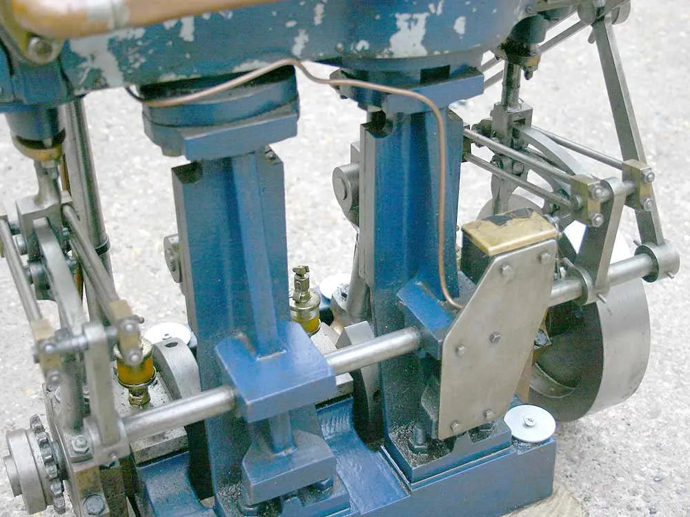Leak compound launch engine