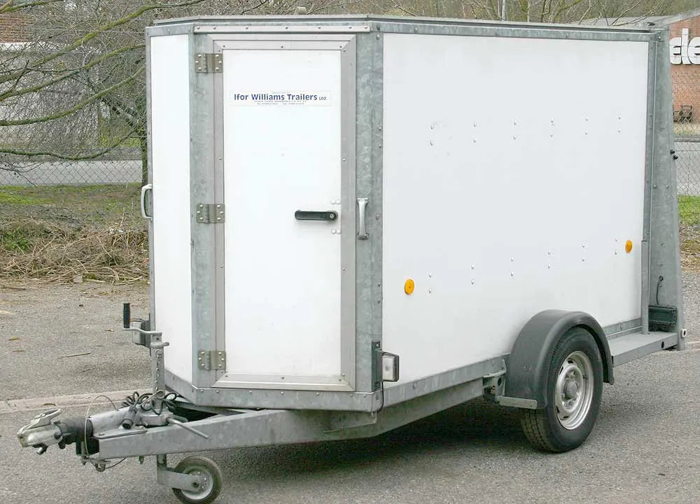 Ifor Williams box trailer