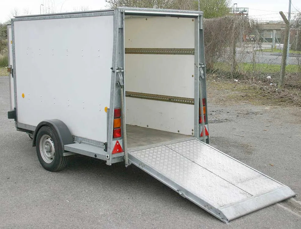 Ifor Williams box trailer