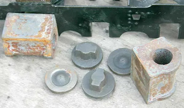 5 inch gauge 0-6-0 locomotive frames and misc castings