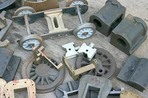 5 inch gauge 0-6-0 locomotive frames and misc castings