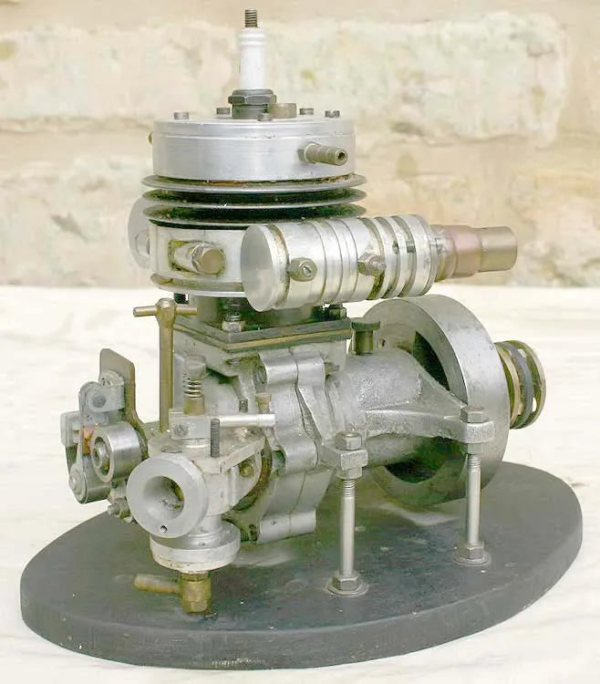 Water-cooled 2 stroke single
