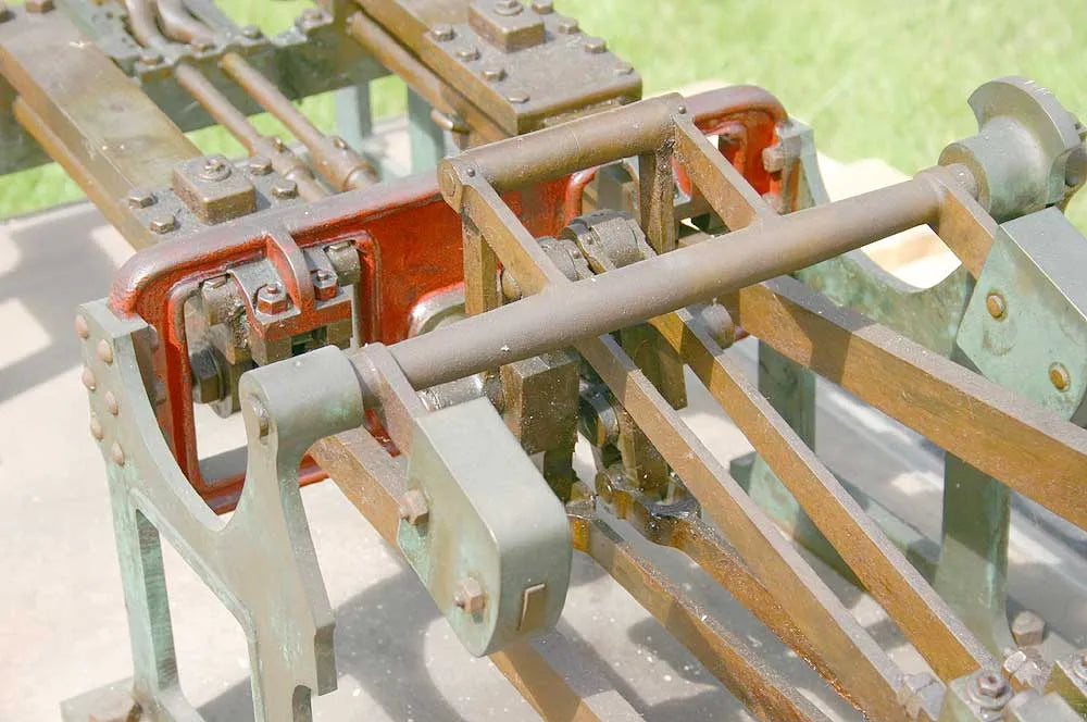 Model Stephensons valve gear