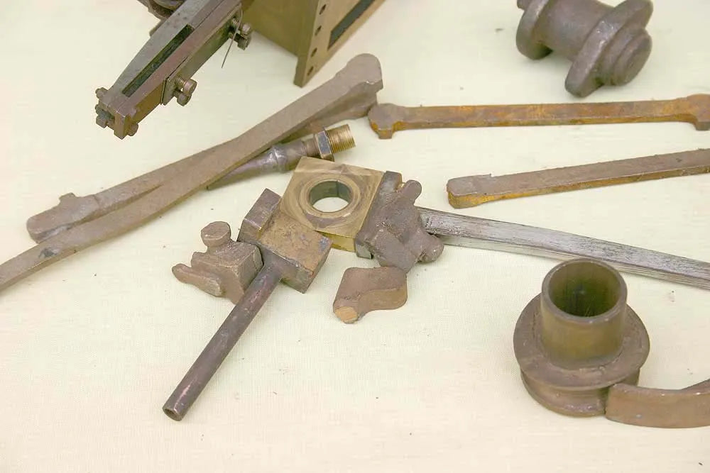 3 1/2 inch gauge part-built Schools
