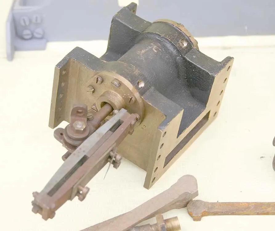 3 1/2 inch gauge part-built Schools