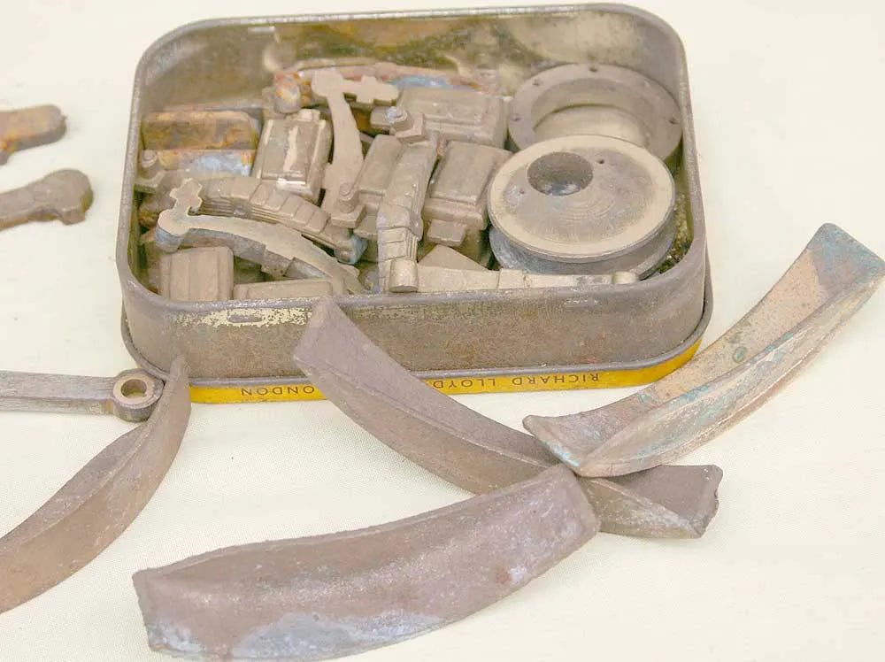 3 1/2 inch gauge part-built Schools