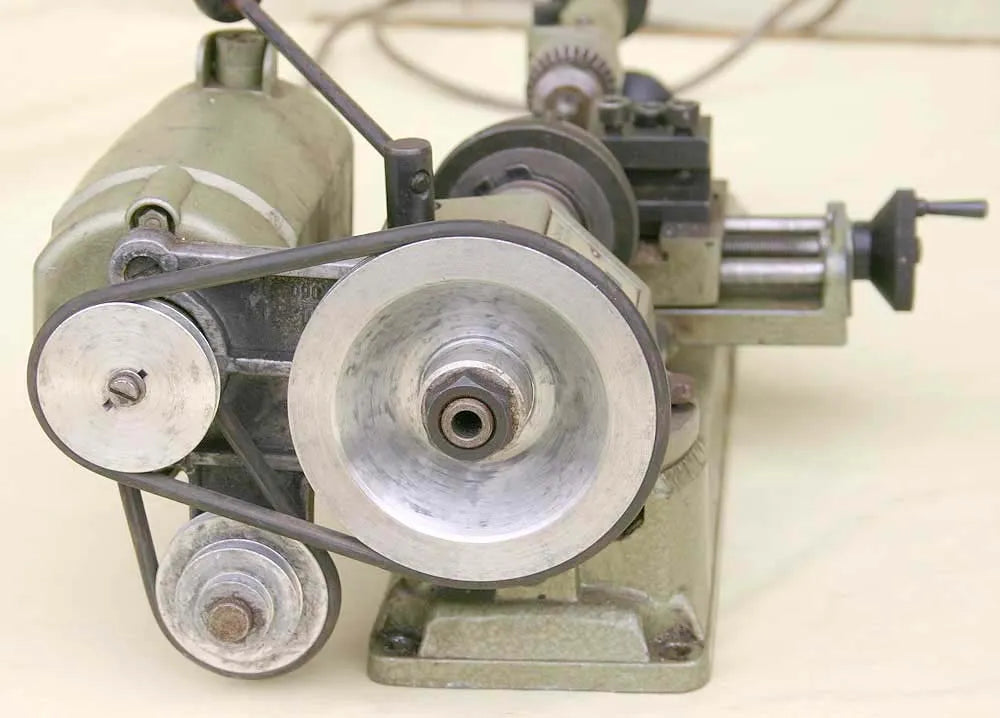 Unimat lathe with milling attachment