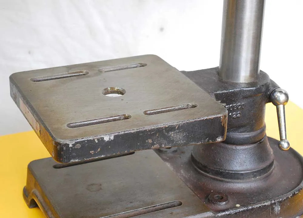 Fobco drilling machine