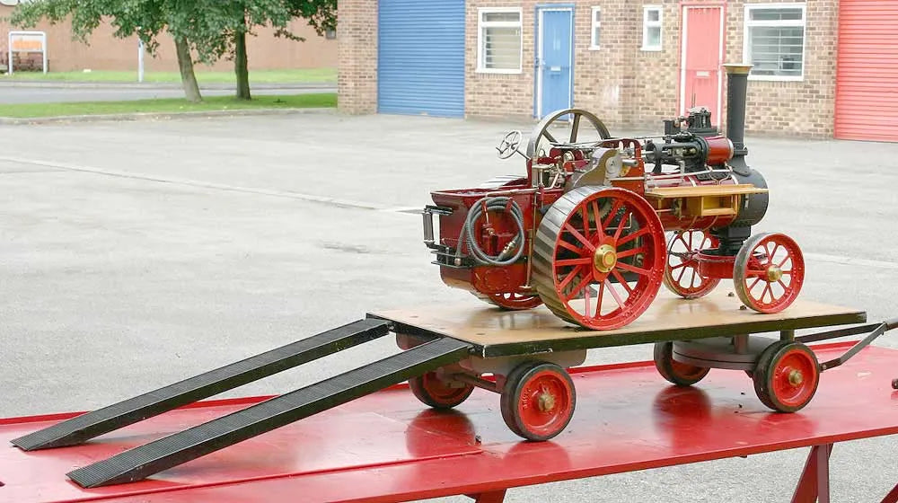 1 1/2 inch scale Allchin traction engine