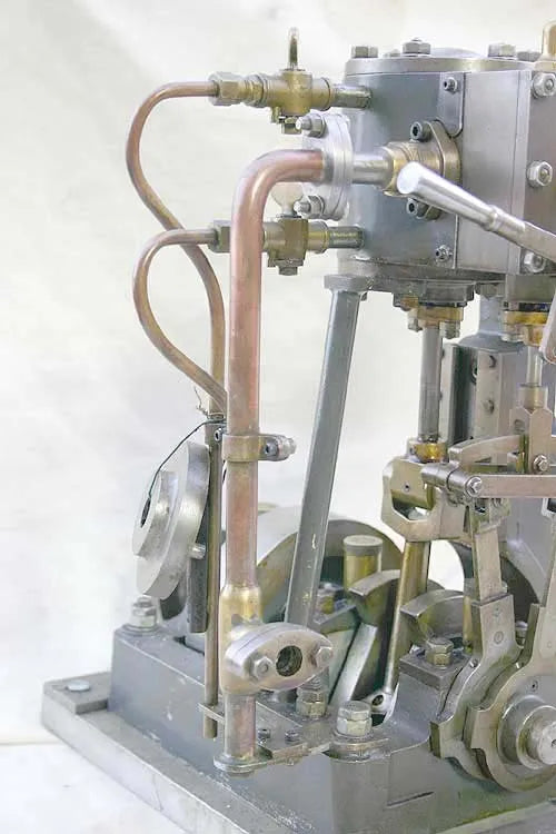 Clarkson vertical engine with reversing gear