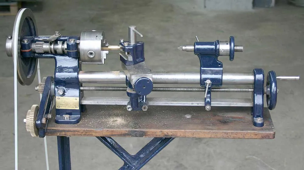 "Exe" treadle lathe