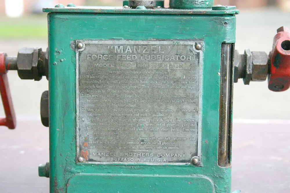 Manzel lubricator