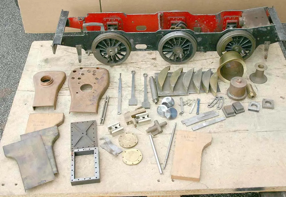 Part-built rolling chassis and castings for 5 inch gauge "Pansy"
