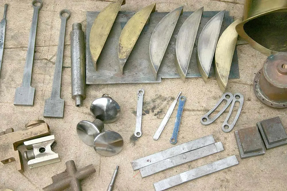 Part-built rolling chassis and castings for 5 inch gauge "Pansy"