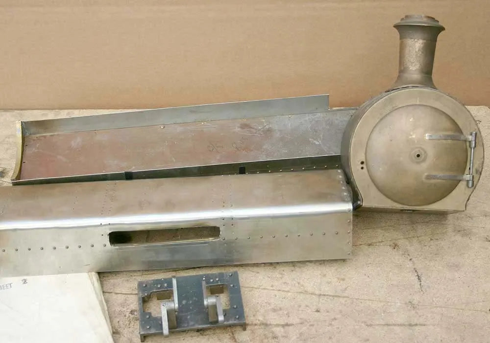 Part-built rolling chassis and castings for 5 inch gauge "Pansy"