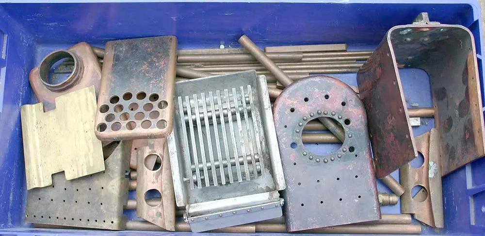 Part-built 1 1/2 inch scale Allchin, tender, box parts