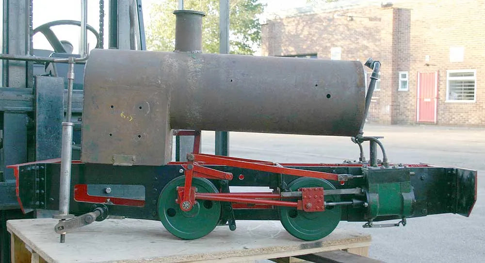 7 1/4 inch gauge 0-4-0 saddle tank, dismantled