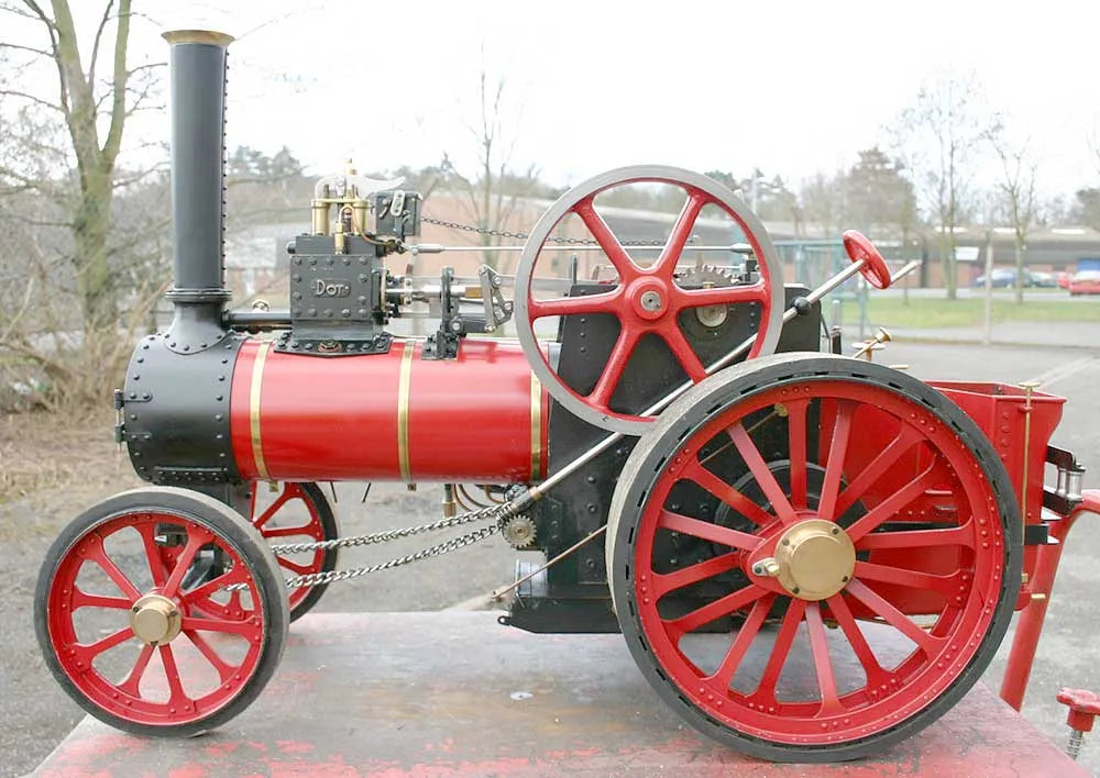 2 inch scale Minnie traction engine