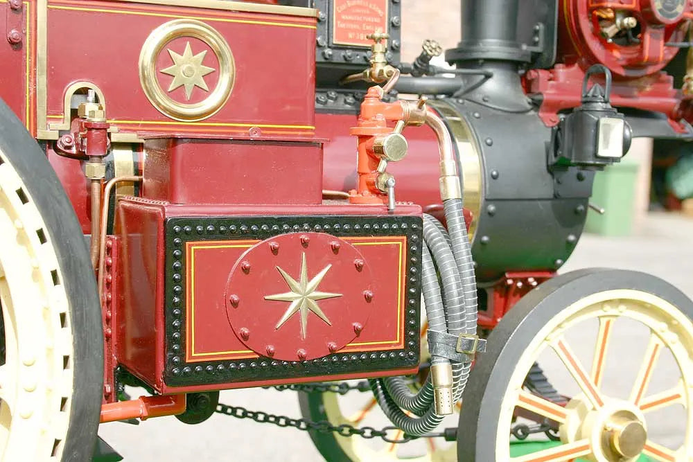 2 inch scale Burrell Gold Medal tractor