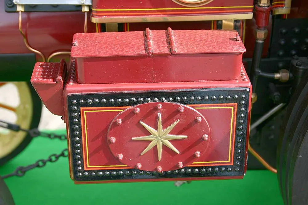 2 inch scale Burrell Gold Medal tractor