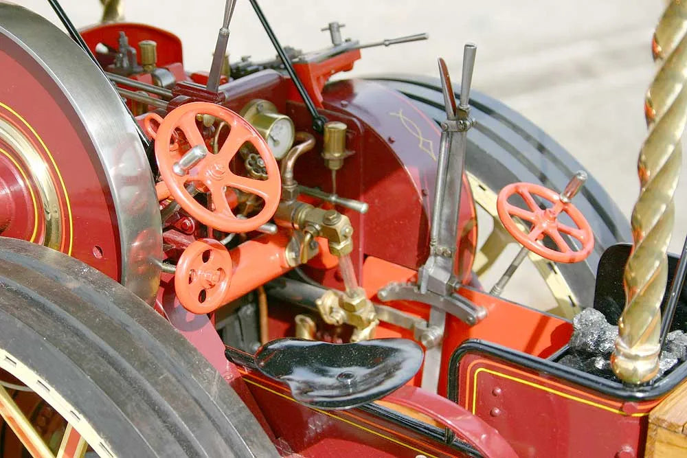2 inch scale Burrell Gold Medal tractor