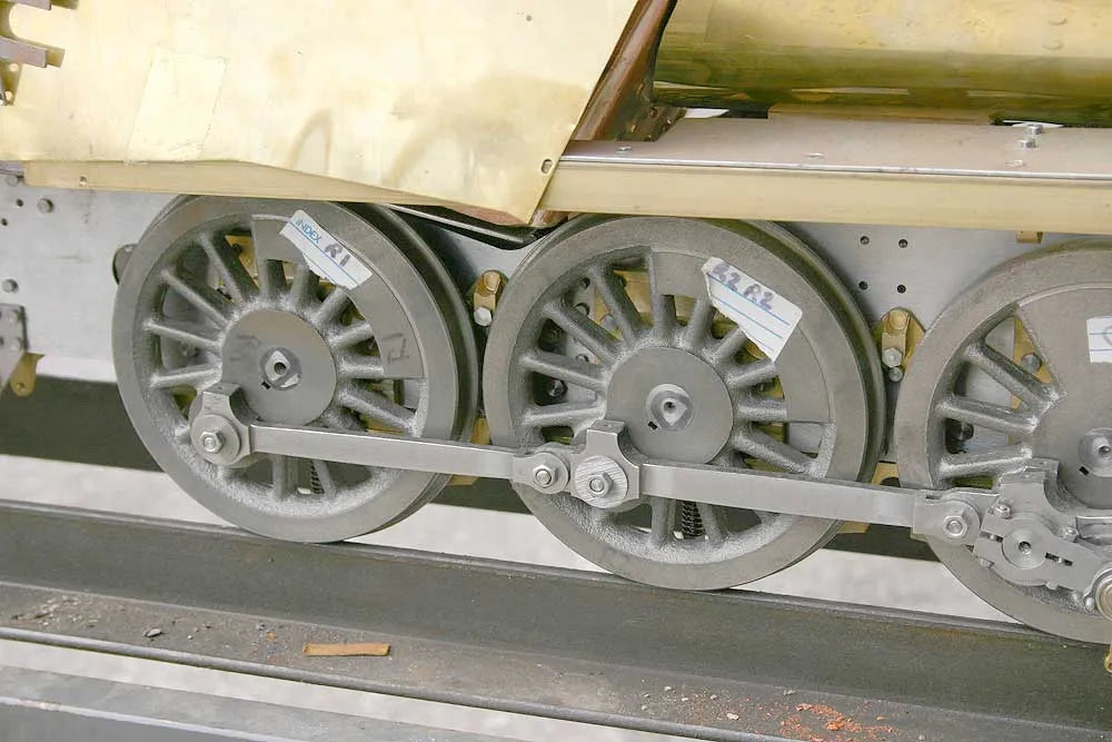 5 inch gauge part-built 9F