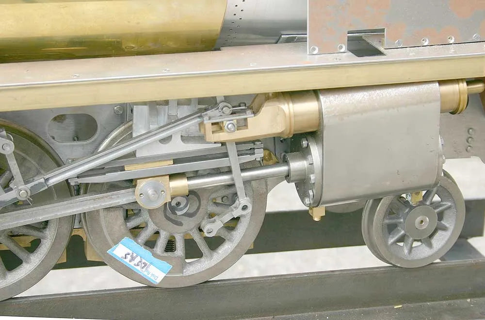 5 inch gauge part-built 9F