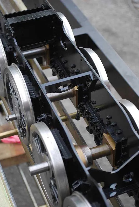 5 inch gauge part-built 9F