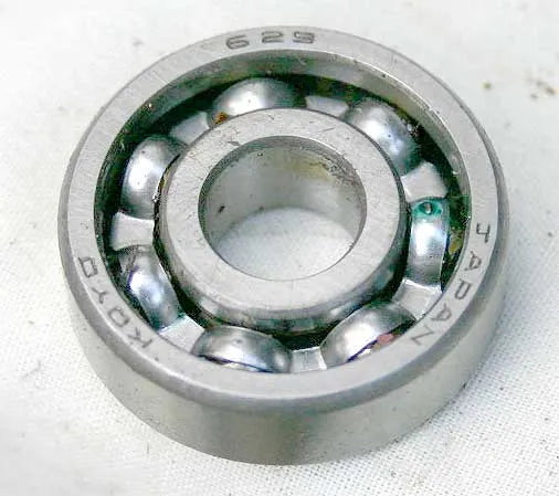 Miscellaneous locomotive castings and parts