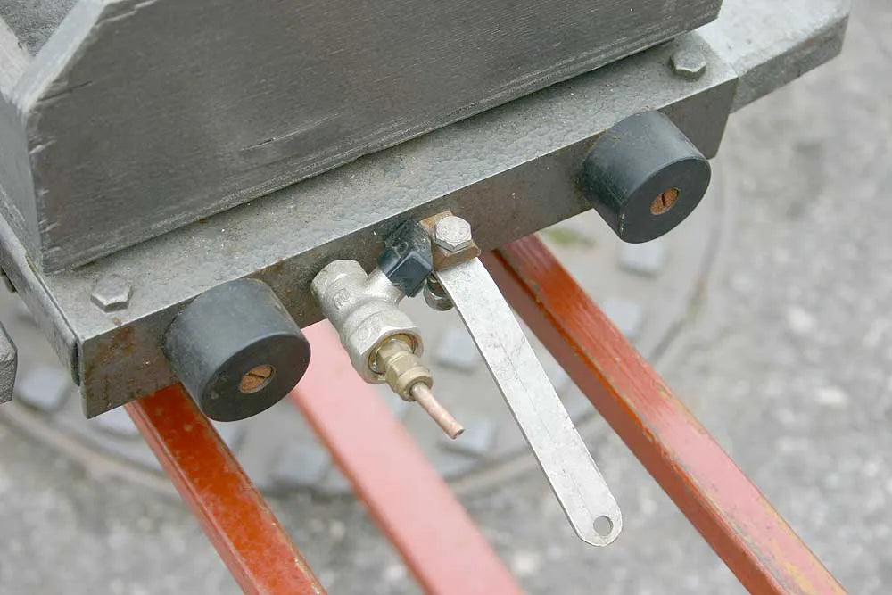 5 inch gauge braked 4 wheel driving car with water tank