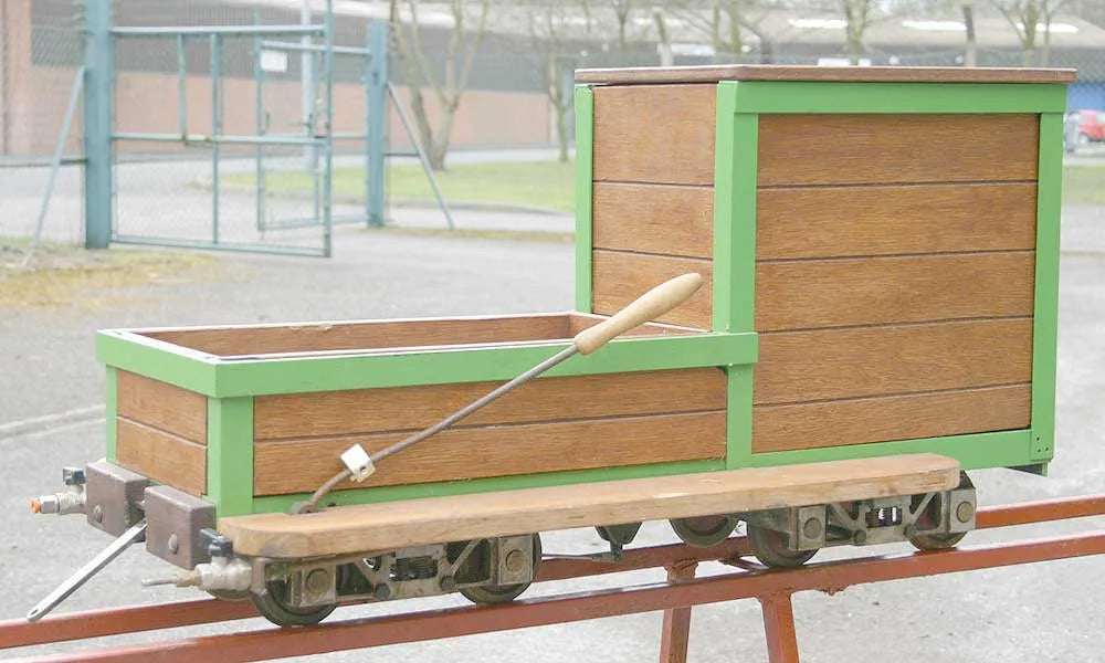 5 inch gauge braked bogie driving car