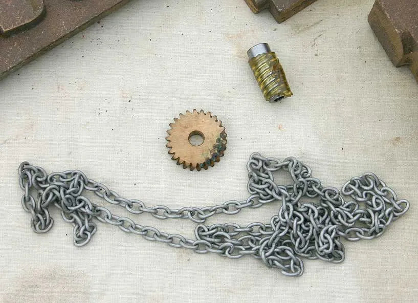 Part-built Minnie with castings