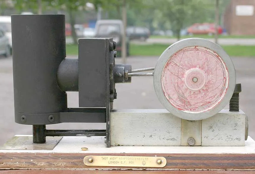 "Hot Andy" hot air engine
