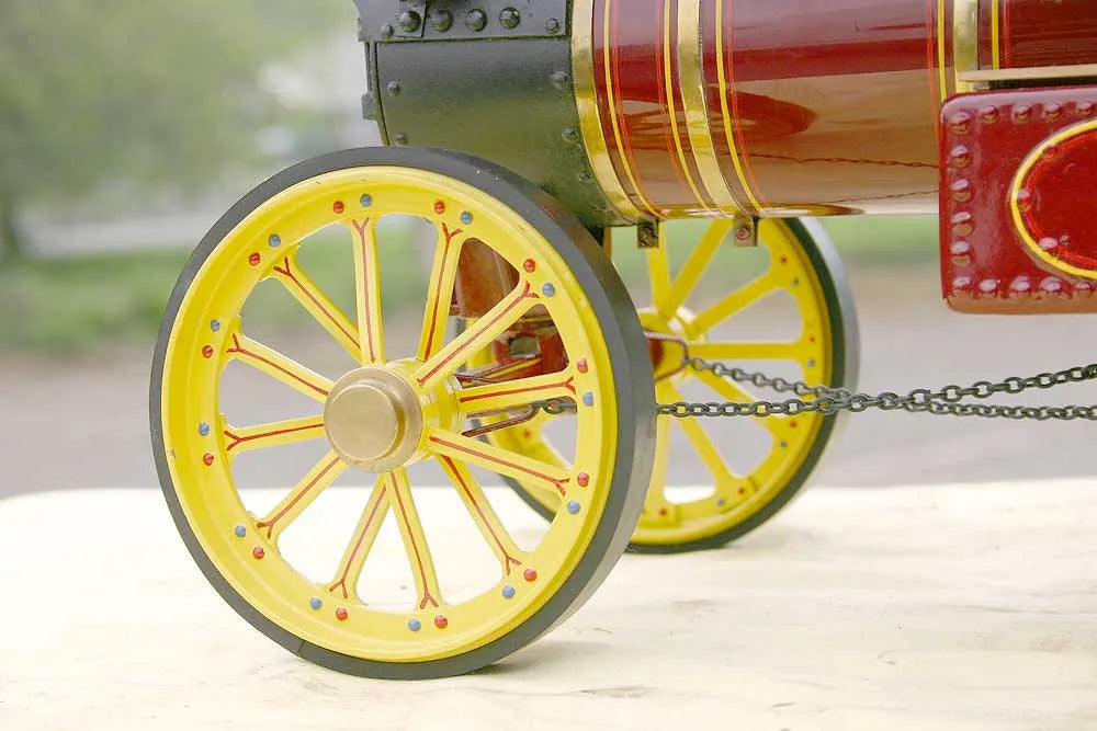 Maxitrak 1 inch scale Burrell Showmans