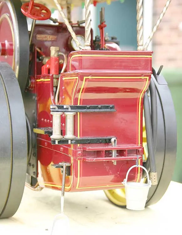 Maxitrak 1 inch scale Burrell Showmans